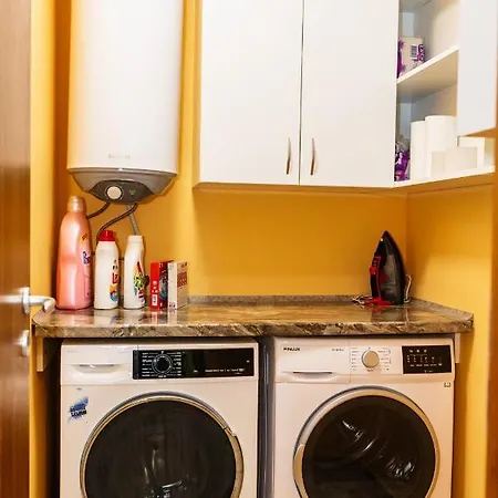 Krissty Βελίκο Τίρνοβο