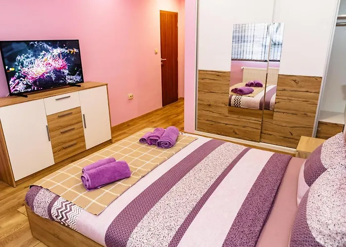 アパート Krissty